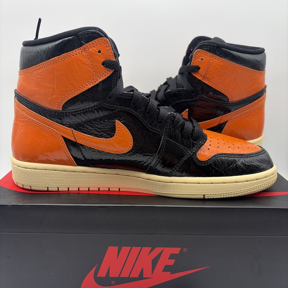 Size 9.5 - Jordan 1 Retro OG High Shattered Backboard 3.0 (555088-028) - Picture 7 of 10